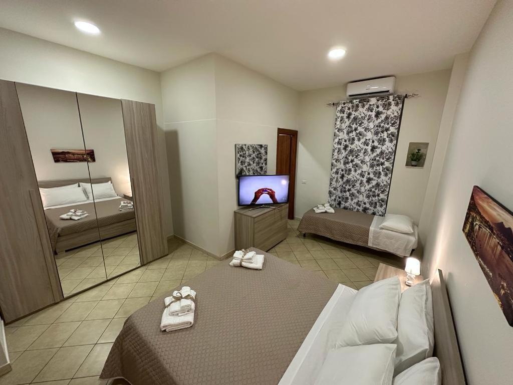B&B Peppino Home Napoli Esterno foto